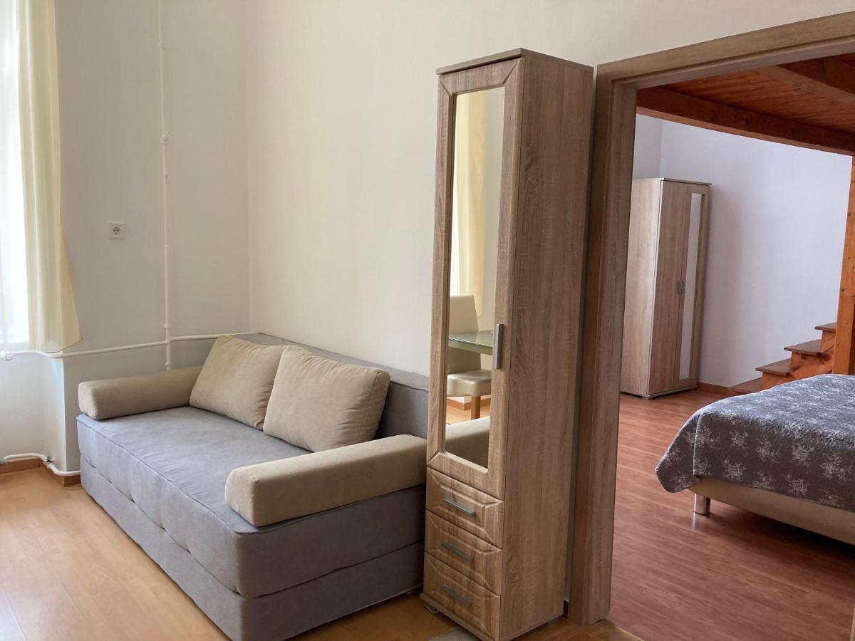 Szechenyi Apartman Eger Exterior foto