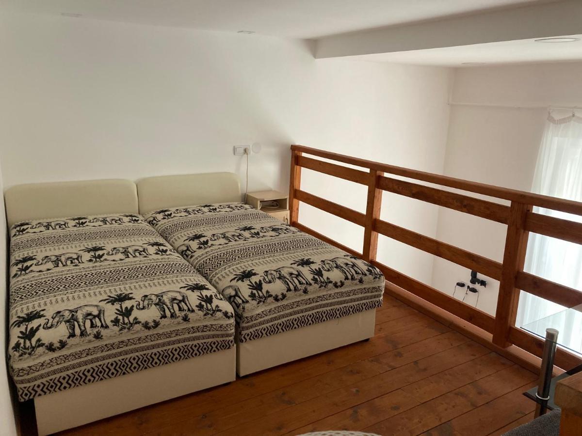 Szechenyi Apartman Eger Exterior foto