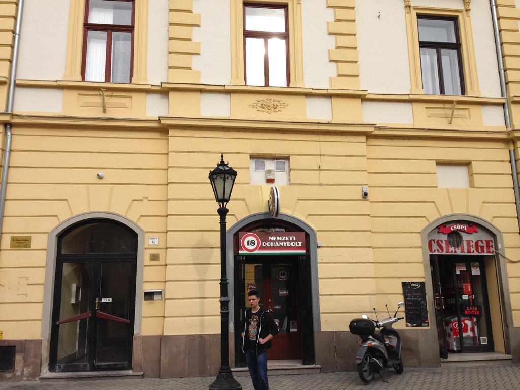 Szechenyi Apartman Eger Exterior foto